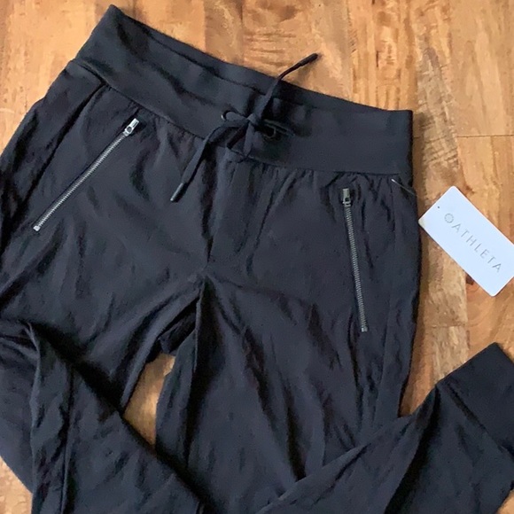 Athleta Pants - Athleta Trekkie North Jogger